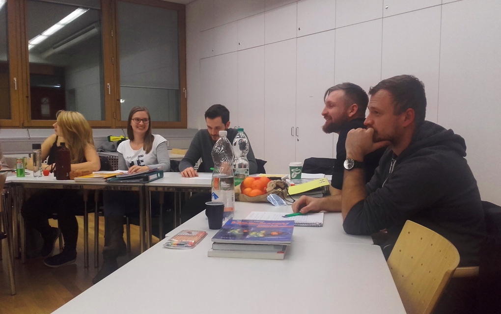 Grafik für -Berufsreifeprüfung: Englisch nach Feierabend? Macht Spaß!