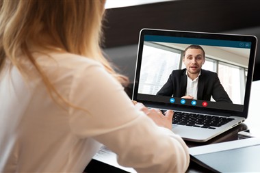 Zu Blogartikel 'Video-Meetings: Do’s und Don’ts' wechseln