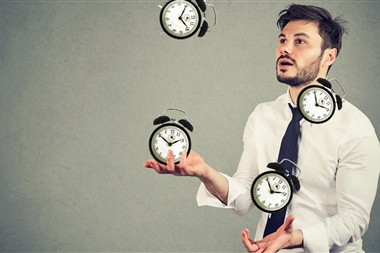 Zu Blogartikel 'Wie teile ich mir meine Zeit am besten ein?' wechseln